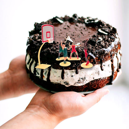 03 Lifestyle Cake